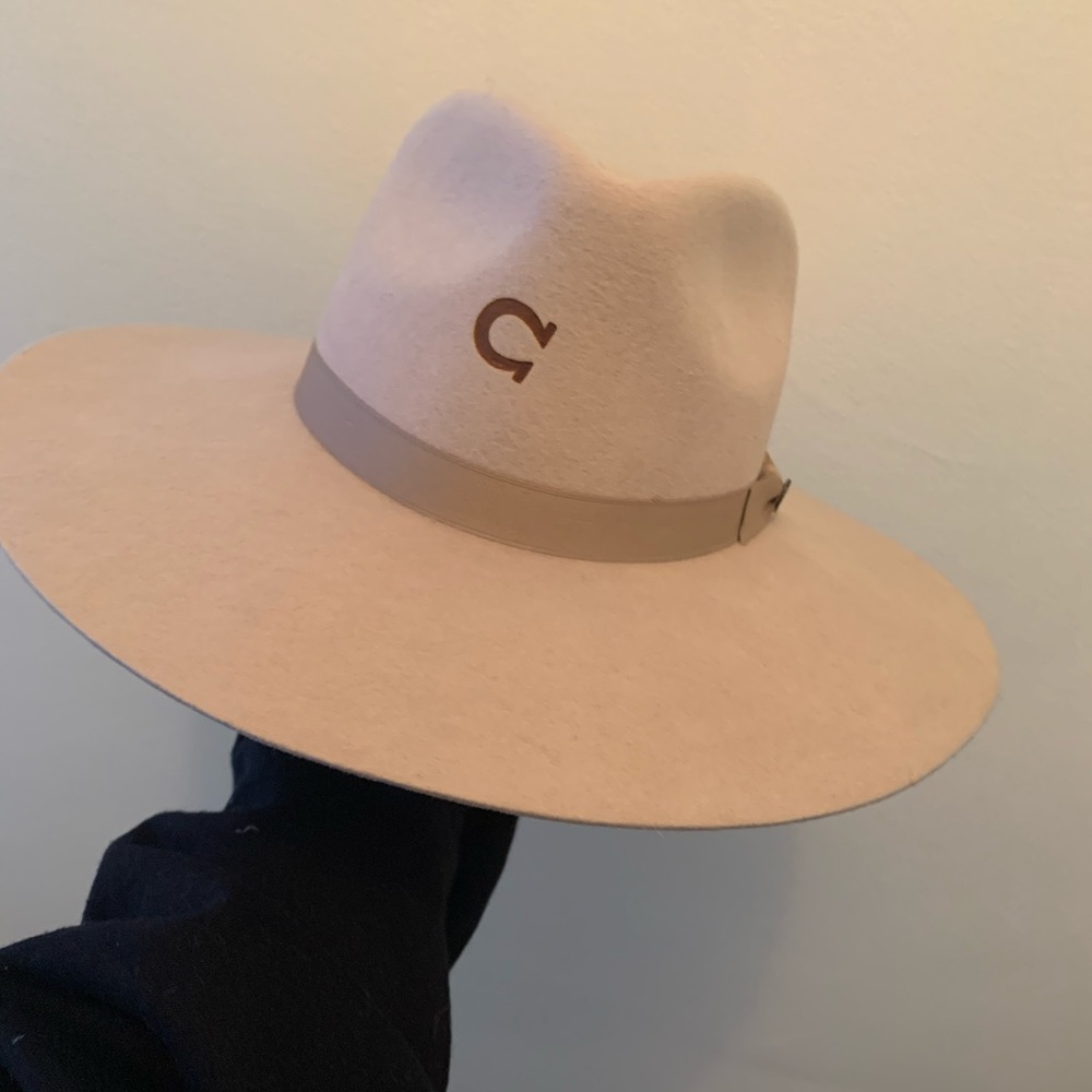 Charlie 1 Horse Highway